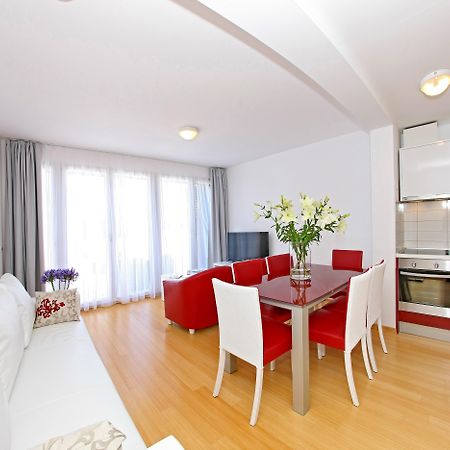 Sunnyside Apartments Resort פטרצ'אנה מראה חיצוני תמונה