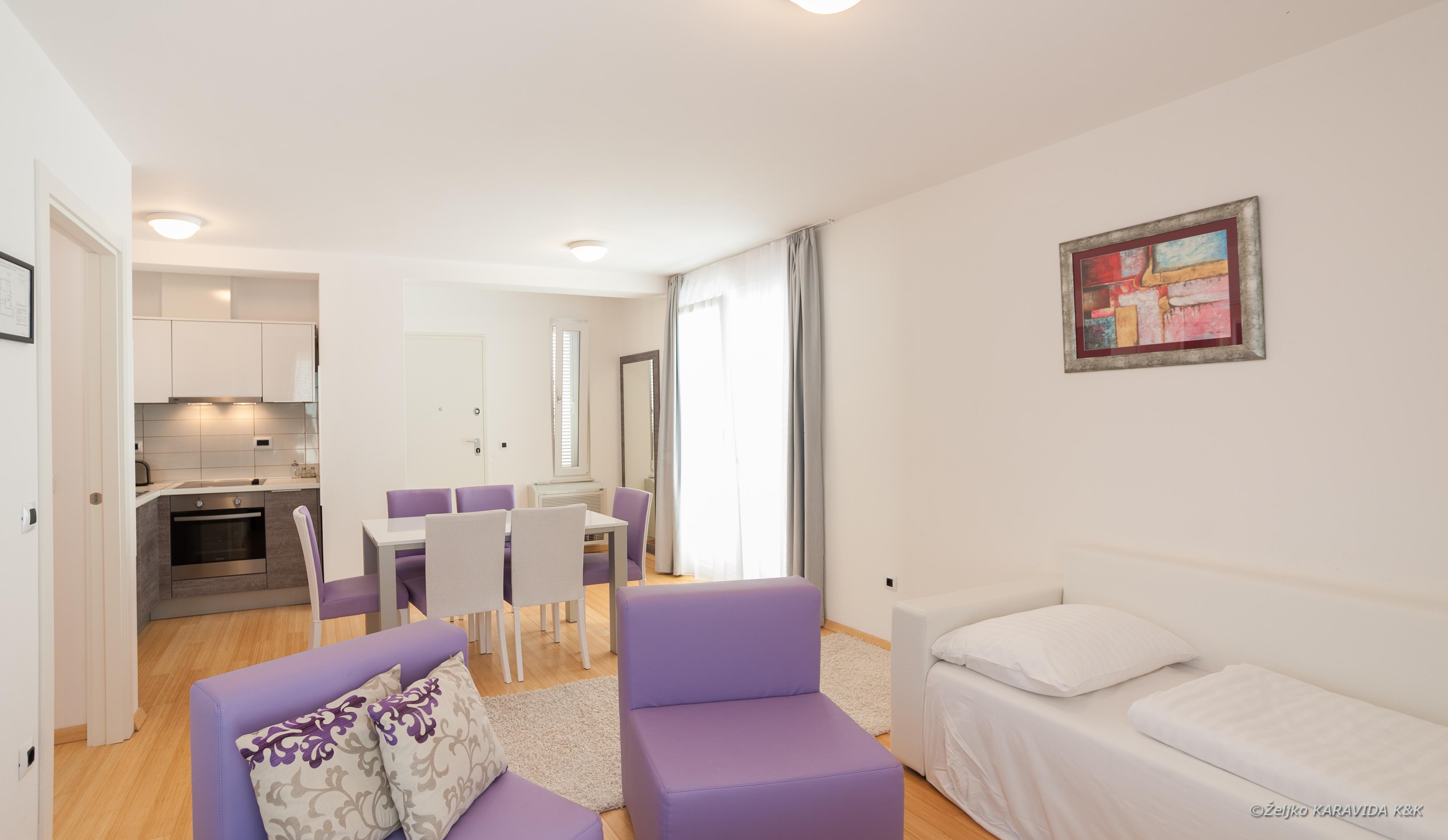 Sunnyside Apartments Resort פטרצ'אנה מראה חיצוני תמונה