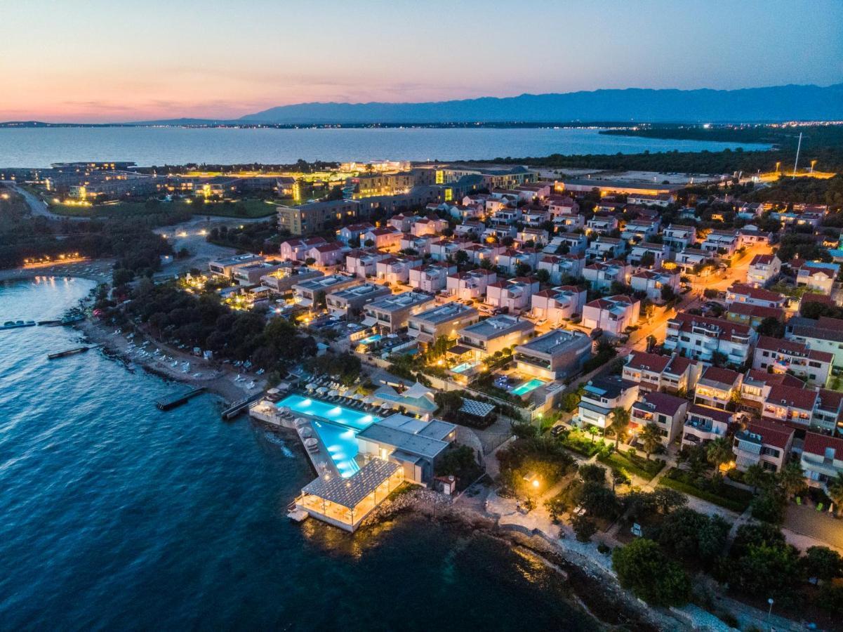 Sunnyside Apartments Resort פטרצ'אנה מראה חיצוני תמונה